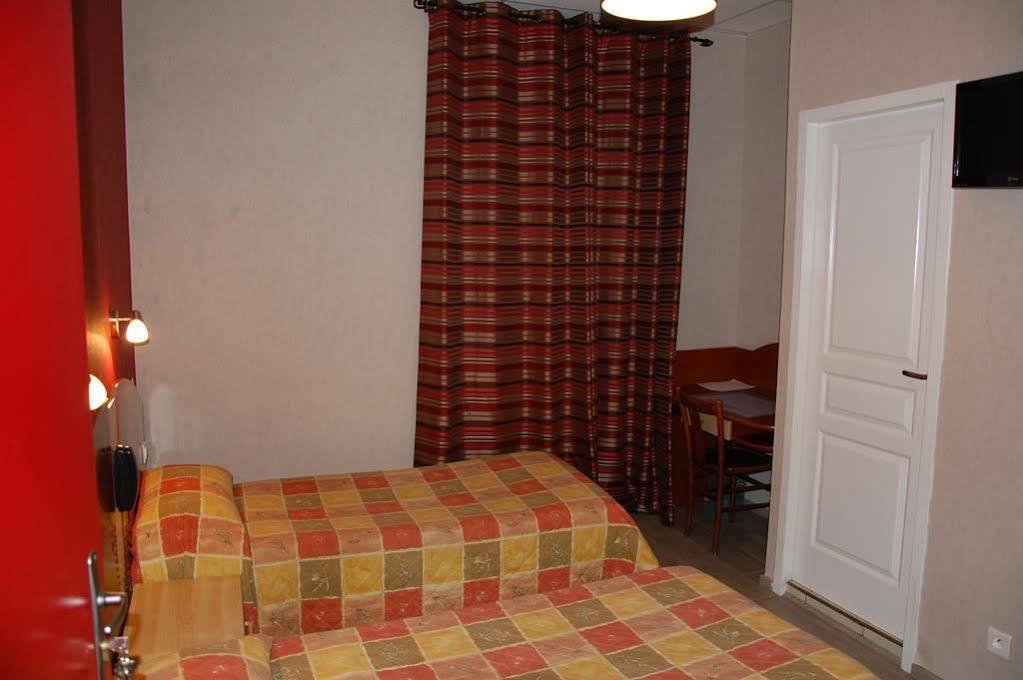Hotel Louvre Vincenette ลูร์ด ภายนอก รูปภาพ