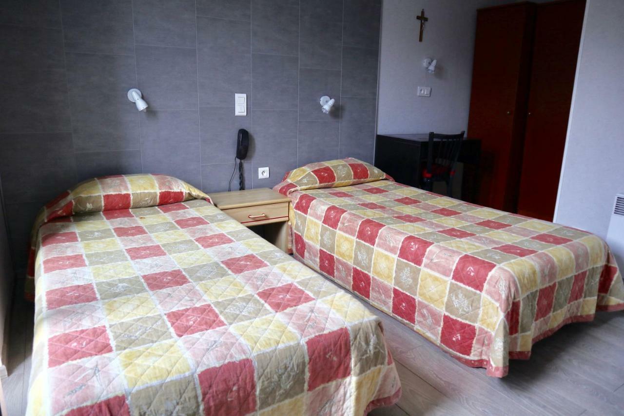 Hotel Louvre Vincenette ลูร์ด ภายนอก รูปภาพ